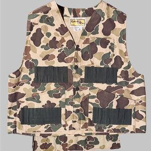 Vintage 1980’s “Kodiak King” Duck Hunting Camo Vest